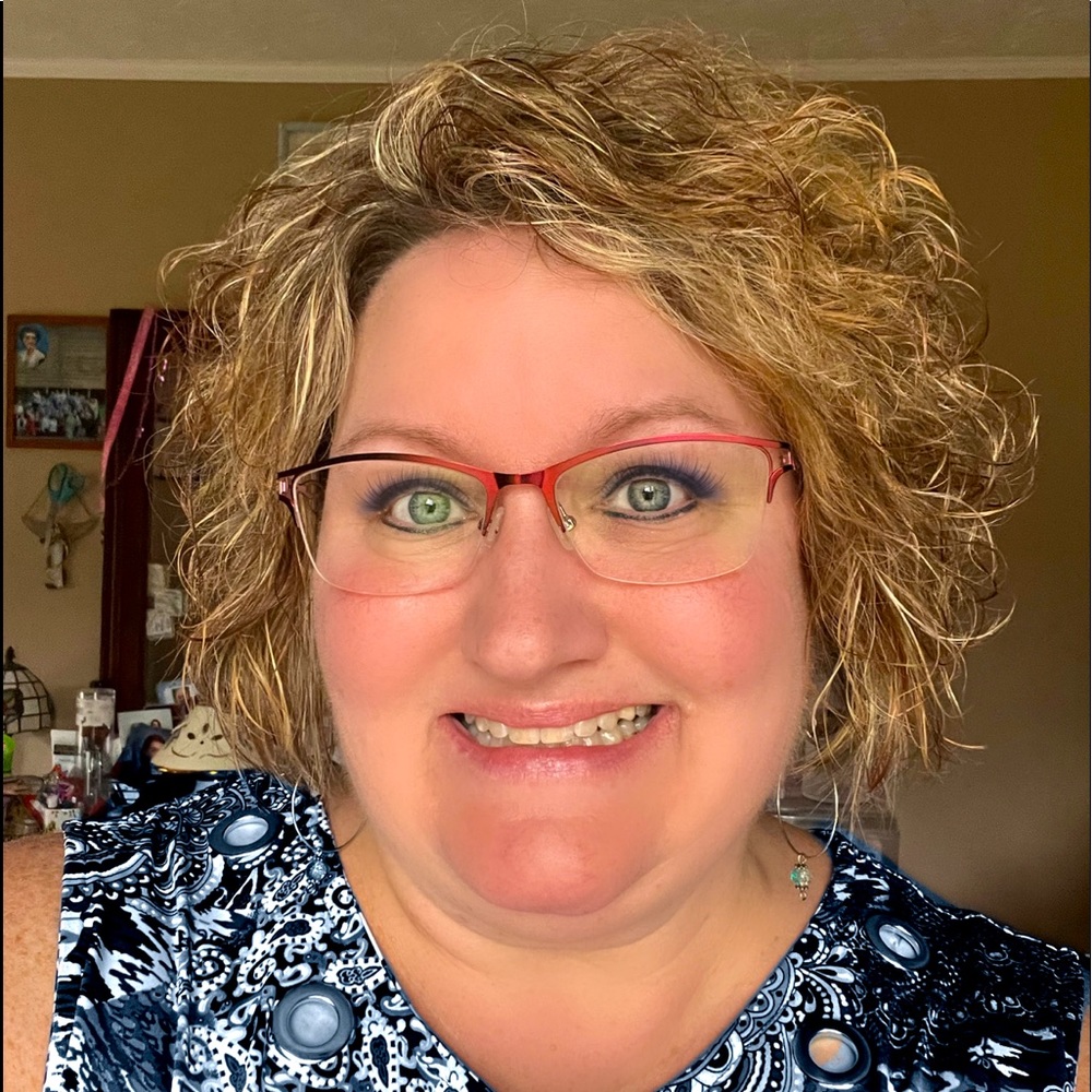 Meet your Posher, Sheri